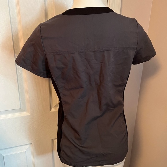 Like new Scrubstar gray and black scrub top - Picture 4 of 4